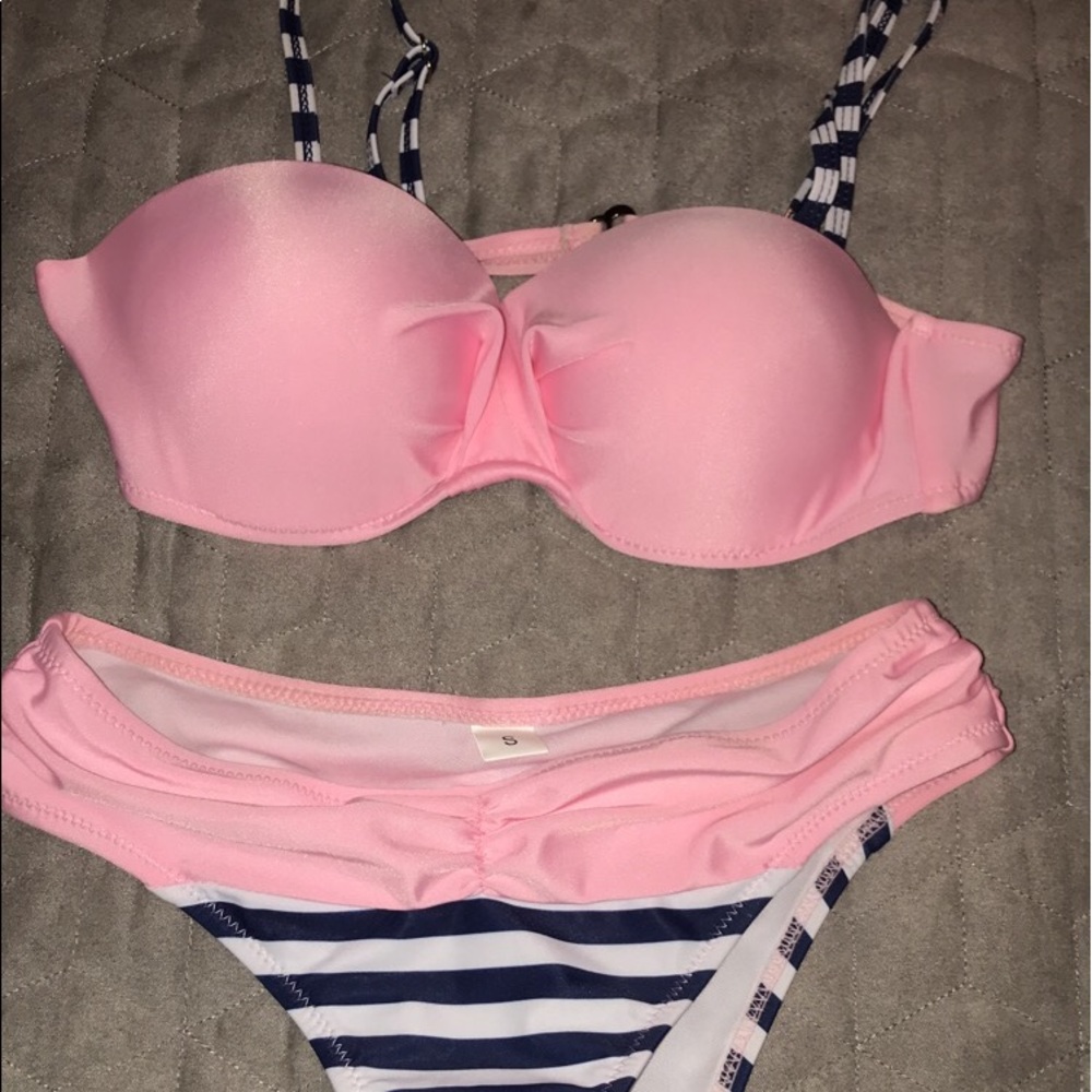 Bathing suit